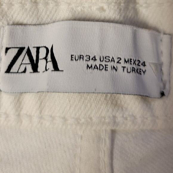 Zara White High Rise Jeans Split Hem Euro Summer Minimalist Closet Staple Size 2 - Picture 3 of 5